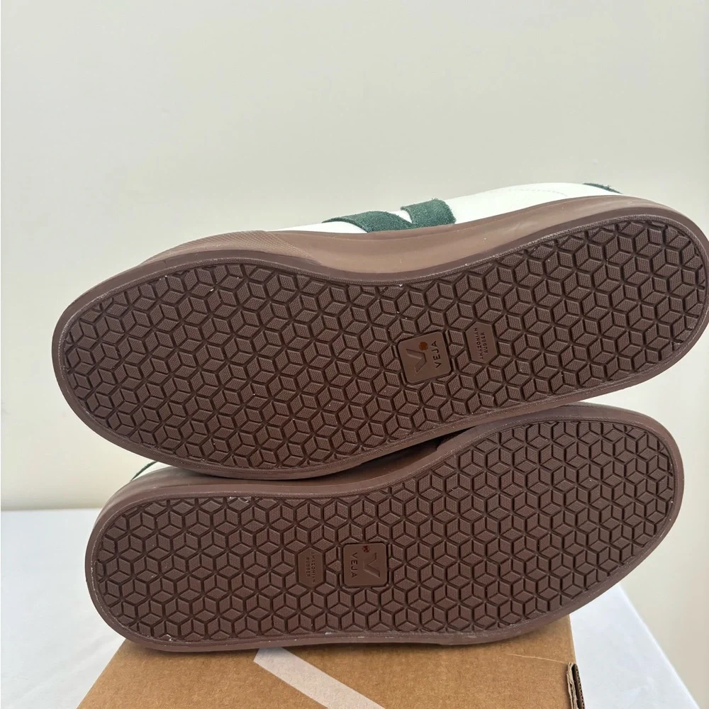 Veja Campo Leather Cyprus Bark Womens Size 7 Eu38 sneakers NWB - Picture 6 of 8